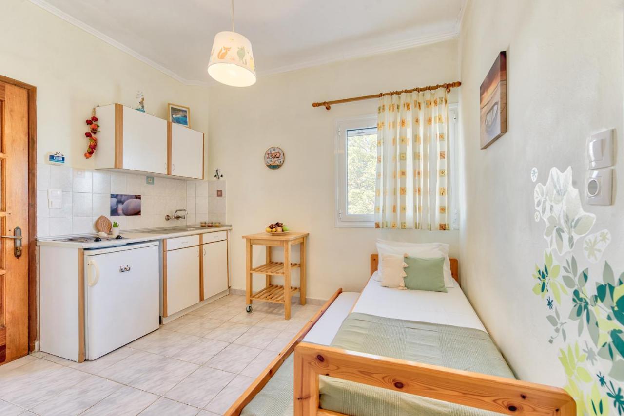 Panorama Studios & Apartments Амуді Екстер'єр фото