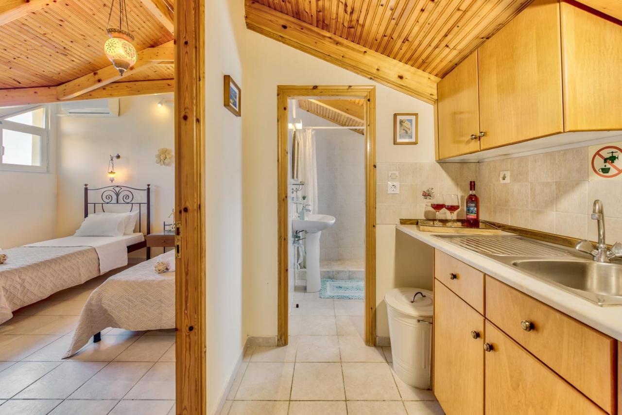 Panorama Studios & Apartments Амуді Екстер'єр фото